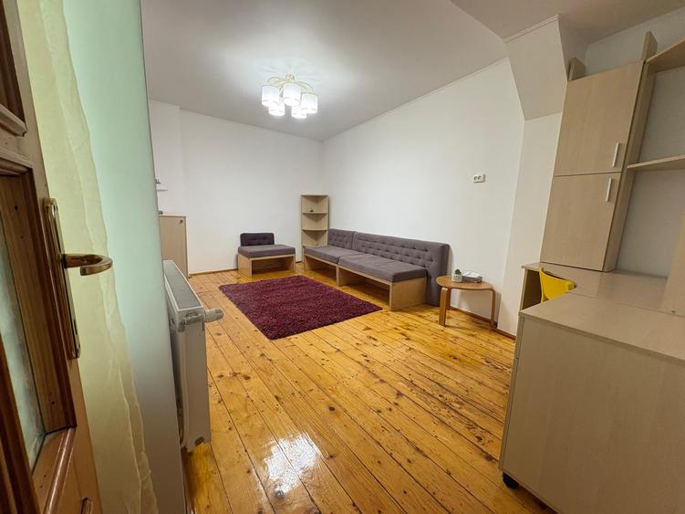 Casa 4 camere | Domenii | Individuala | Centrala | Ac | curte 70mp