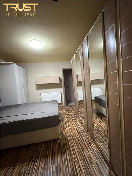 3 camere l 2 bai l Intre Lacuri l Parcare