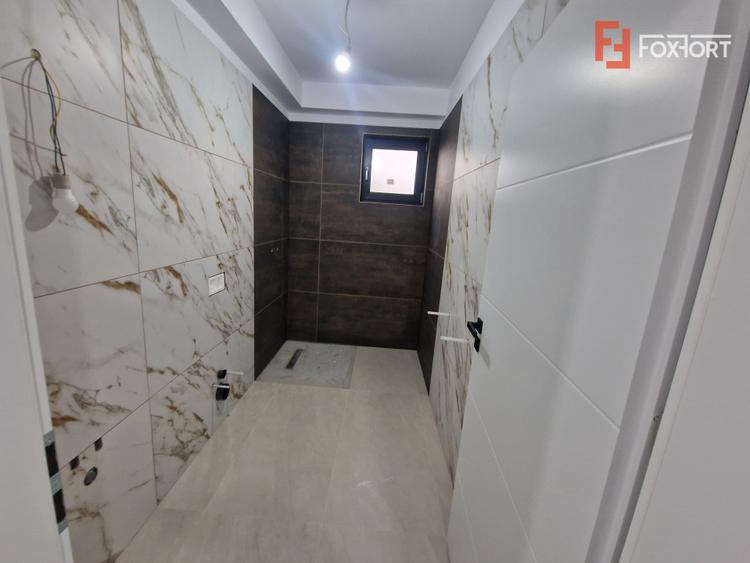 Duplex de vanzare, 4 camere, Mosnita Veche