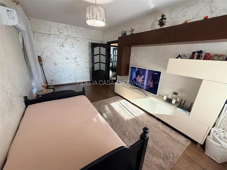 2 camere decomandat Galata, bloc nou - 20