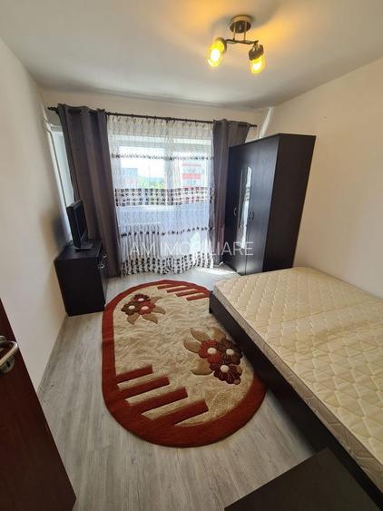 AP. 3 CAMERE - P-TA SUDULUI, BUCATARIE INCHISA, MOBILAT/UTILAT - 4