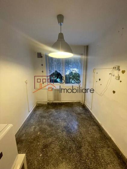 Apartament cu 2 camere și balcon cu vedere la parc
