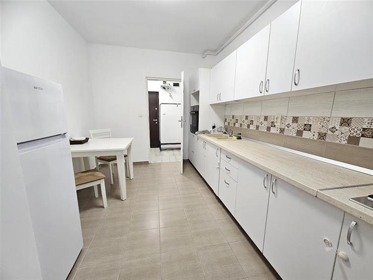 Inchiriere in Tudor bloc nou apartament 2 camere cu parcare.