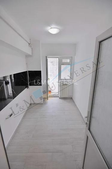 Piata Alba Iulia-Decebal STRADAL-Apt. SUPERB, Spatios, Bloc MONOLIT 1993,LIBER - 4