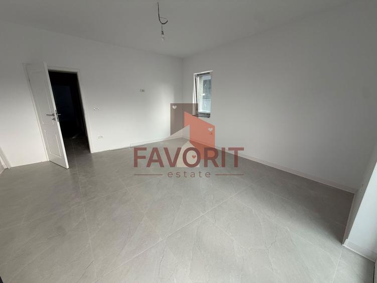 Bloc NOU. 2 camere impartit in 2 dormitoare si living+bucatarie.