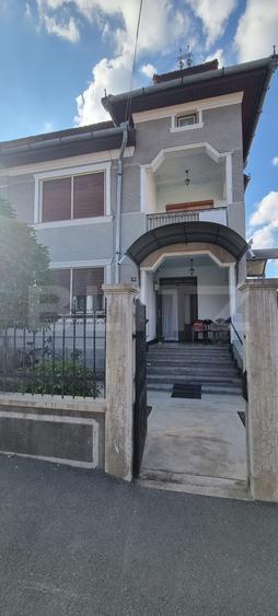 Casa de vanzare, 79 mp, zona Campia Turzii