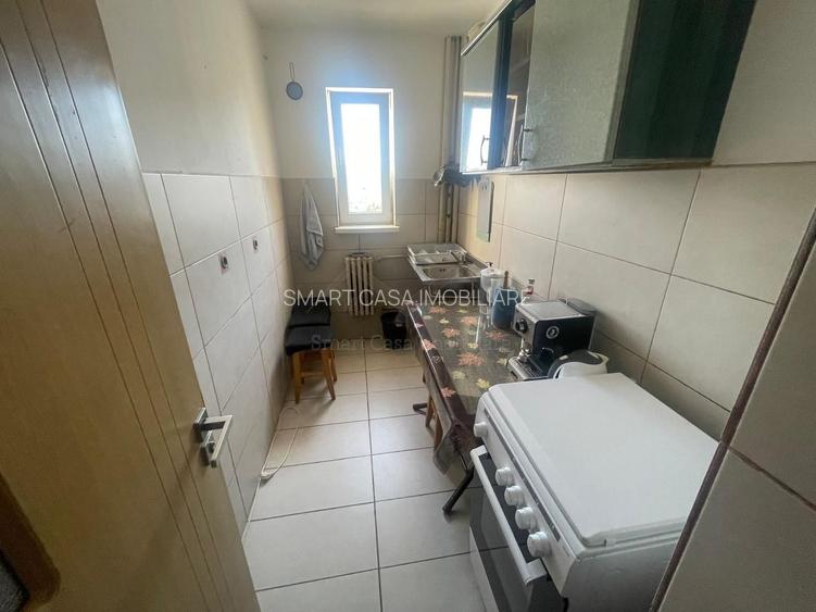 Apartament 3 camere decomandat pacurari - 8