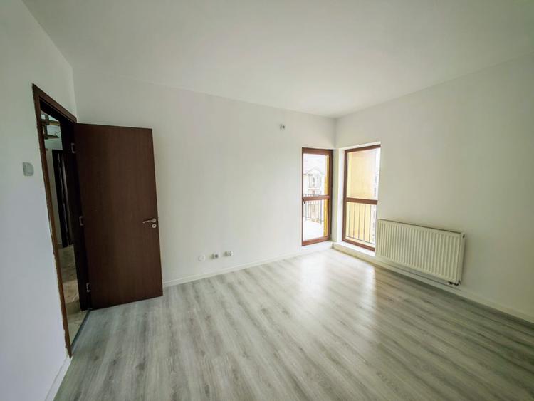 Apartament 3 camere, 94 mp, zona Brestei, Promenada Mall