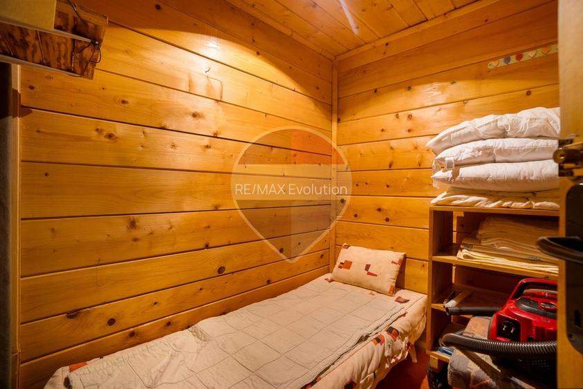 Casă de Vacanta/ Familie/ cu Poveste-Azuga/ Piscina interioara!