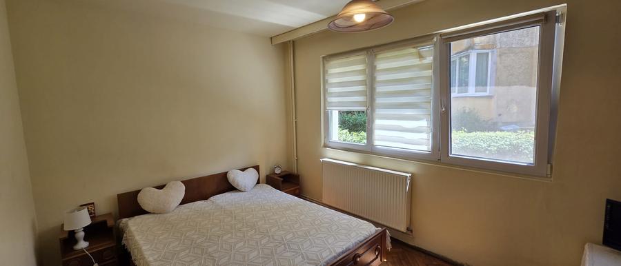 Apartament 2 camere in Centrul Civic, parter, balcon, mobilat, utilat! Liber!
