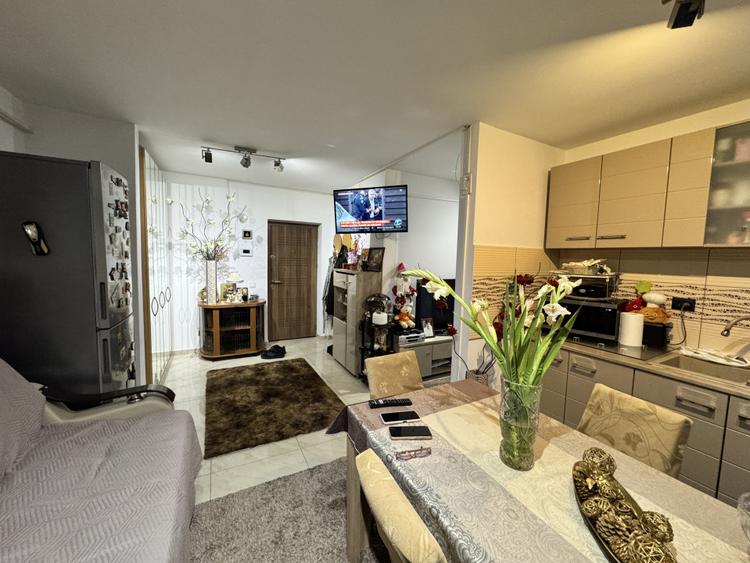 Apartament 2 camere, 54 mp, zona Calea Severinului