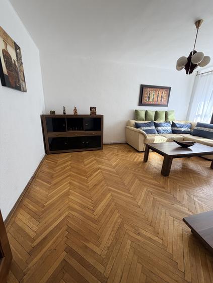 Apartament 4 camere decomandat, 77 mp, zona Gradina Botanica