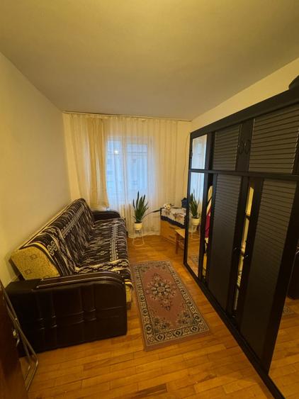 Apartament 3 camere, 56 mp, zona Centrala