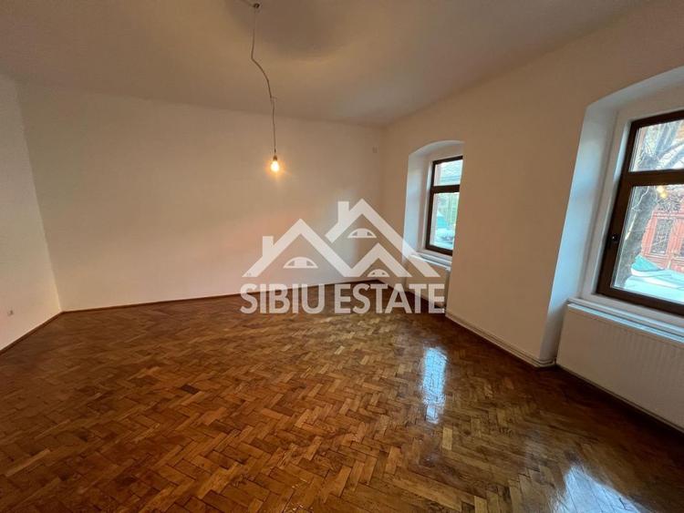 Apartament la casă – spațiu ideal birouri, str. Crișanei, Sibiu