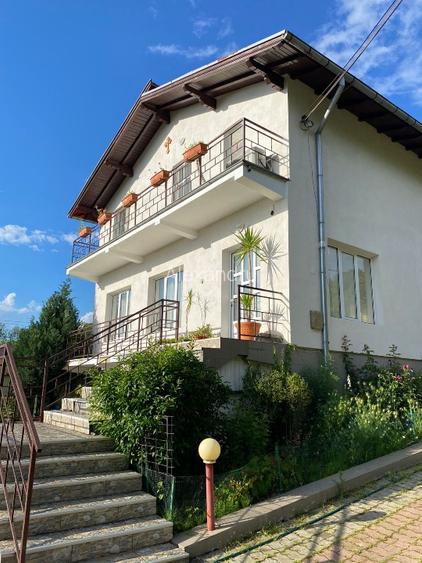 Vând vilă premium Pucioasa, Strada Garofiței, jud. Dâmbovița. - 5
