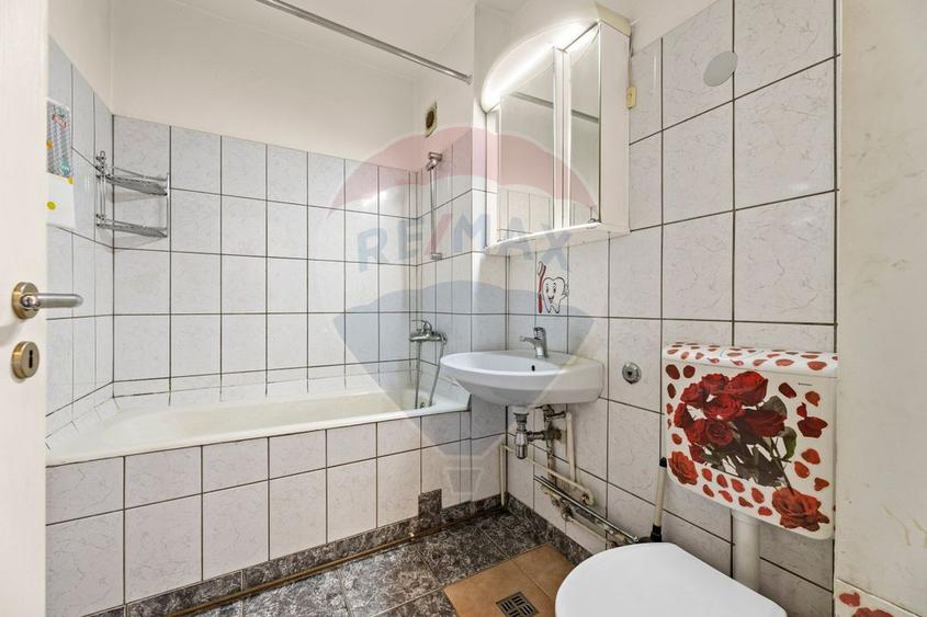 Apartament 3 camere, centrală proprie, Podgoria / Arad