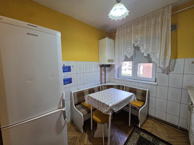 Inchiriez apartament 2 camere Deva Gojdu