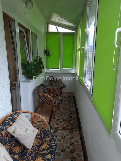Apartament luminos cu vedere spre biserică, într-un cartier verde și liniștit. - 10
