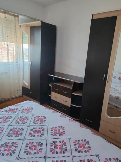 600 Euro-Inchiriere apartament 4 camere decomandate, etaj 10,Mazepa 2