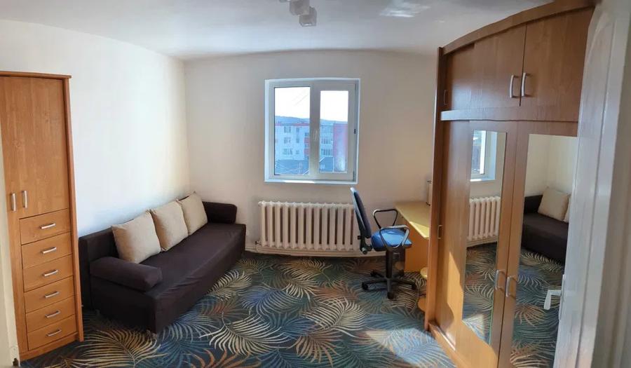 Apartament 2 camere decomandat, cartier Dambul Rotund
