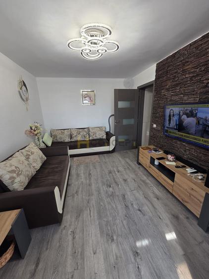 Inchiriere apartament 2 camere Huedin - Brancoveanu