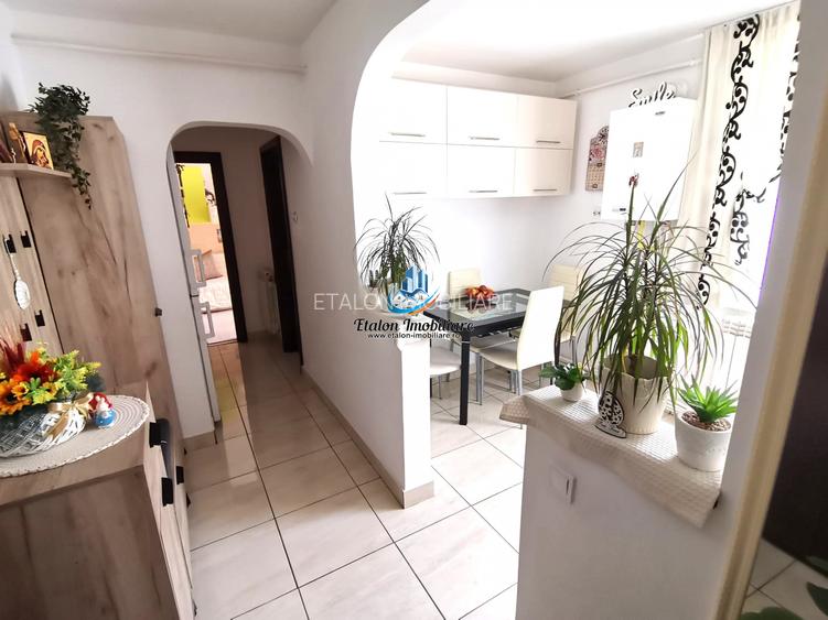 Apartament 2 camere, etaj 2, 2 balcoane, Zona Piata Centrala/Bradet - 4