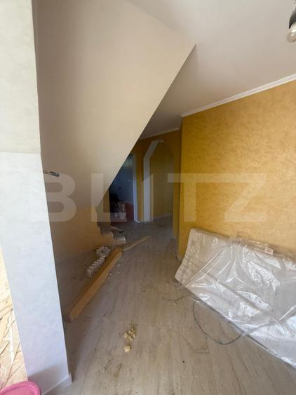 Casa cu etaj, 160 mp utili, 650 mp teren, Salcea