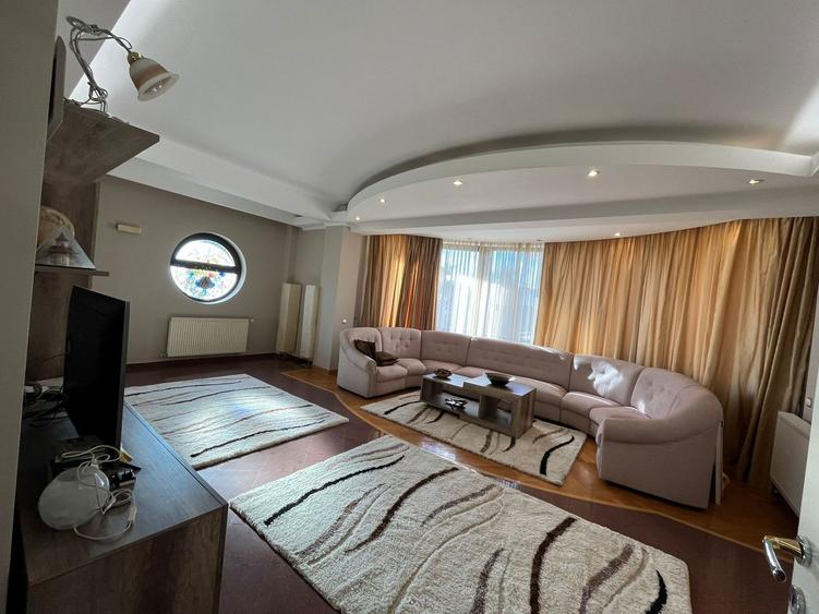 Proprietate cu Suprafețe Ample și Design Unic – Zona Herăstrău