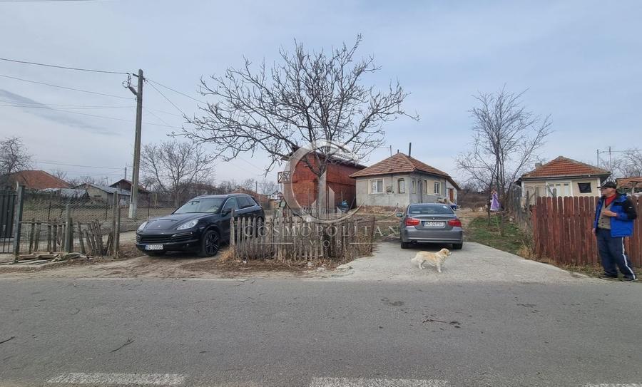 Casa in Suditi Posta Calnau (12km de Buzau) teren 1111mp Pret: 27.000 Euro