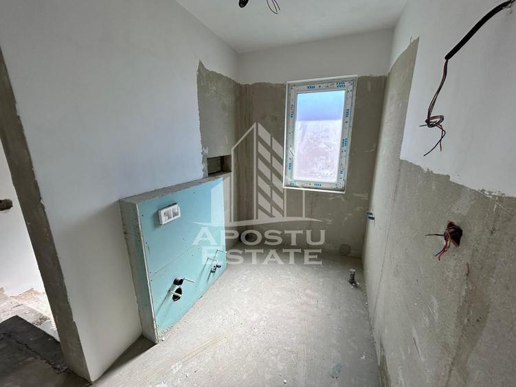Casa de vanzare tip duplex la cheie Sacalaz