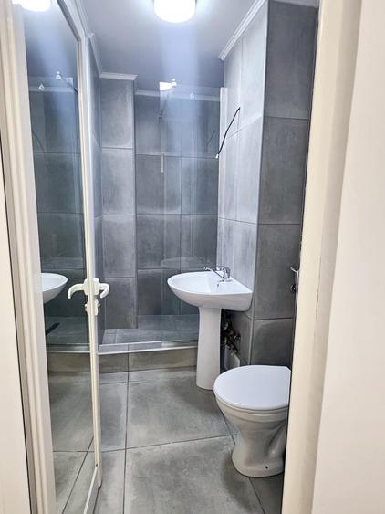 Apartament 3 camere de vanzare zona Republicii