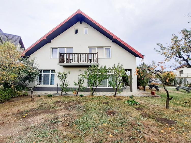 Vila de vanzare Valea Lupului