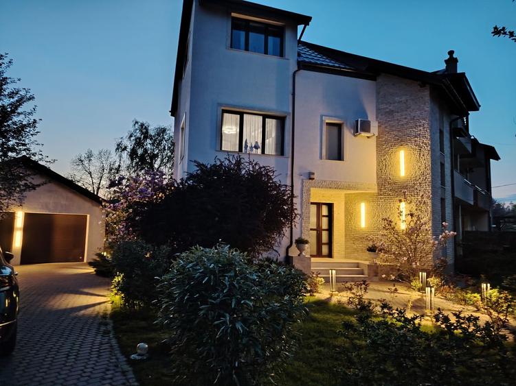 Casa individuala armonioasa -7 camere -Corbeanca, str. Iepurasului