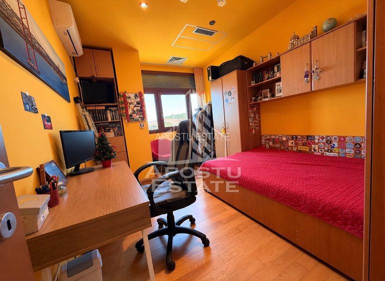 Penthouse 3 camere, parcare proprie + boxa, zona Sagului, Timisoara