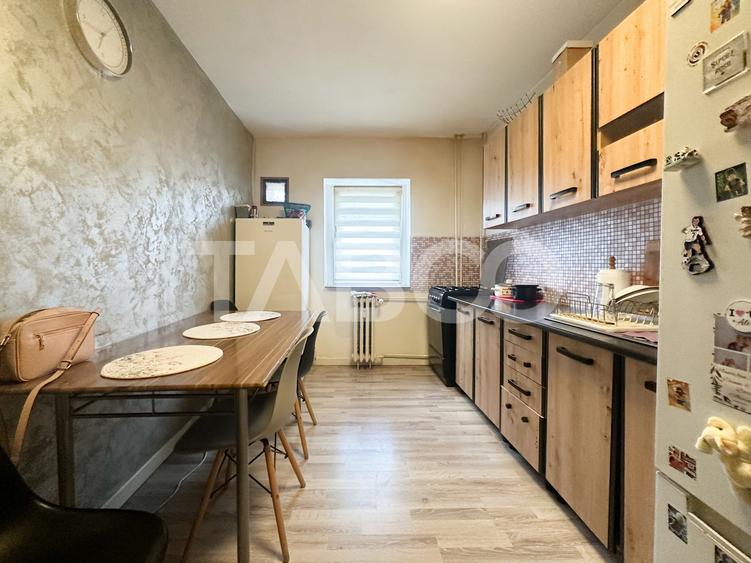 Apartament cu 3 camere de vanzare in cartieul Grigorescu cu boxa