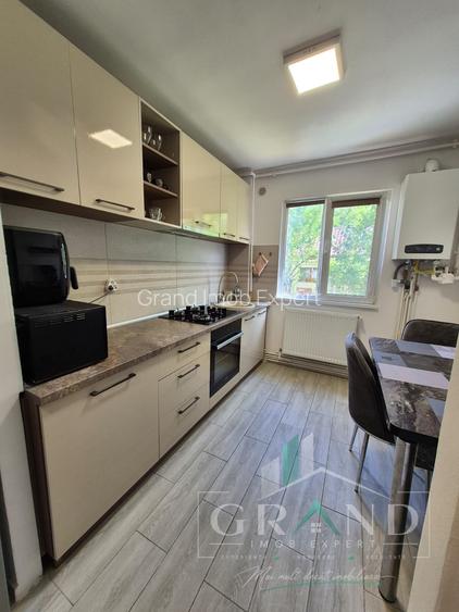 Apartament de vanzare 3 camere , 65 mp ,Manastur. - 2