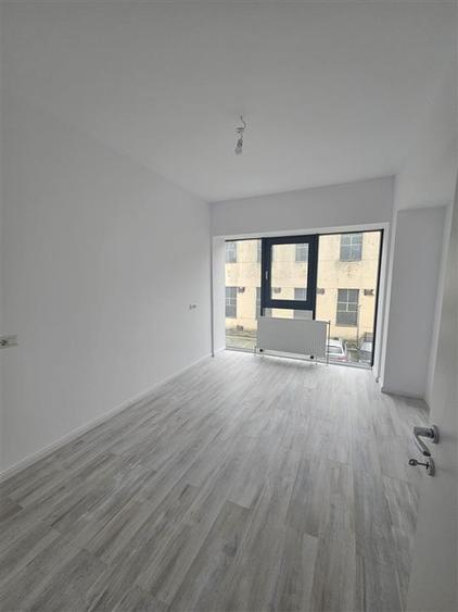INTABULAT! Apartament cu 2 camere decomandat Central etaj 1 68mp