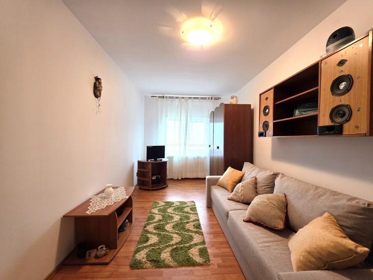 Casa cu 3 camere si garaj - teren 1180 MP - Oituz, jud. Constanta
