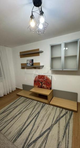 3 camere, 6/7 ,68mp, bloc 1986-Crangasi