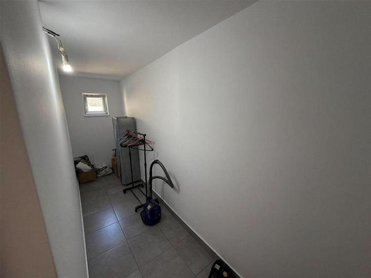 Apartament cu 3 camere si teren in Miroslava langa notariat Iulia Paduraru