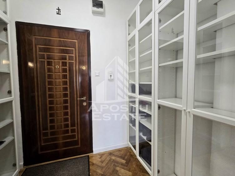 Apartament de vanzare cu 2 camere, renovat, zona centrala, Timisoara