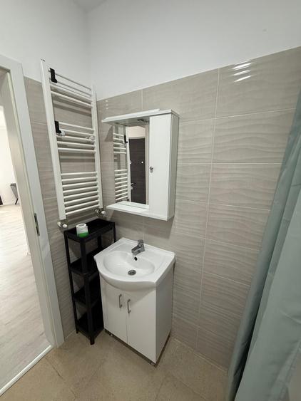 Apartament - Decomandat - Centrala - Mutare Imediata