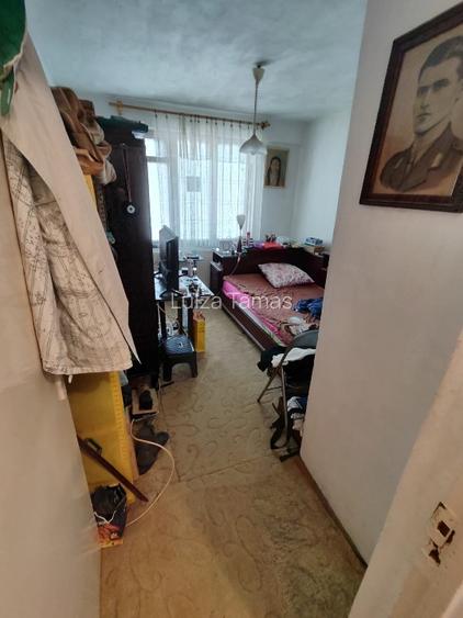 Apartament 5 camere ,parter  - 8