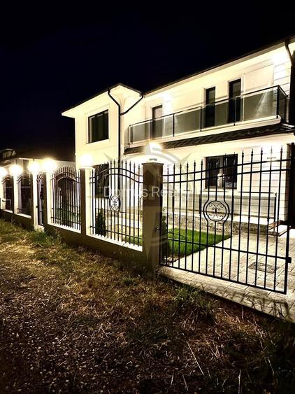 DOM00275 - BUFTEA VILA 5 CAMERE - 2
