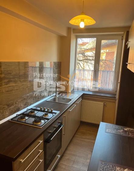Închiriem apartament central 2 camere - 2