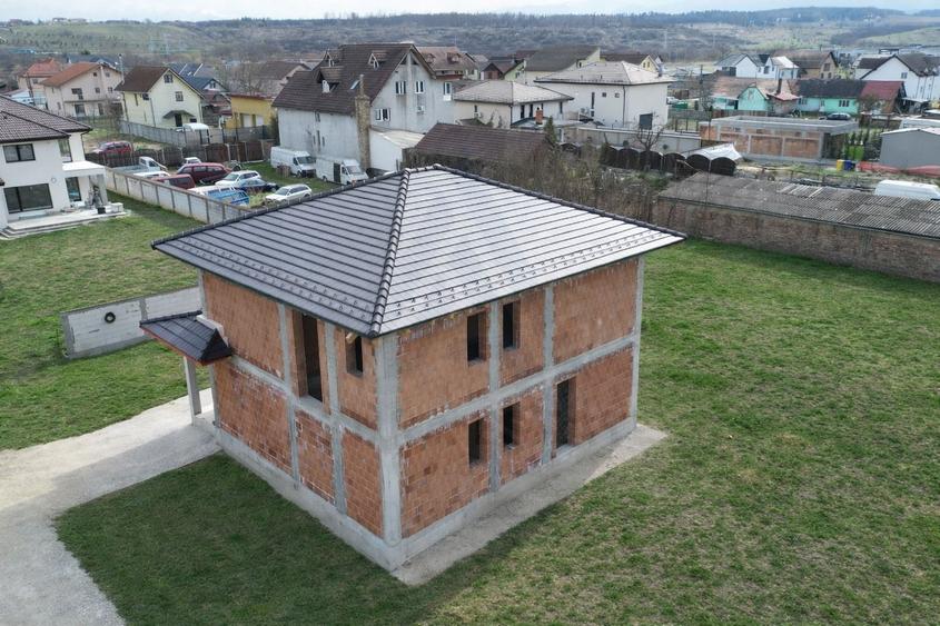 Casa individuala la rosu 146 mp utili P+1 si teren 760 mp in Turnisor