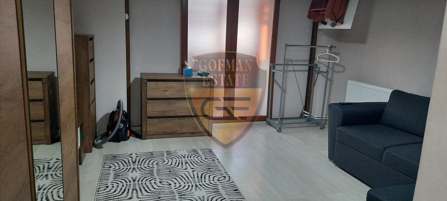 Garsonieră tip duplex, 36 mp, cu pod pentru depozitare
