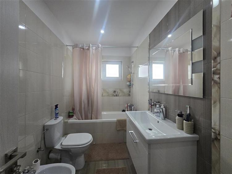 Casa moderna P+1 in Letea Veche cu 506 mp teren, zona usor accesibila