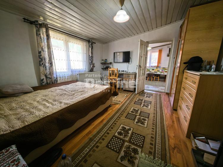 Casă 4 camere 90 mp mobilată + beci, anexe și 720 mp curte - 10