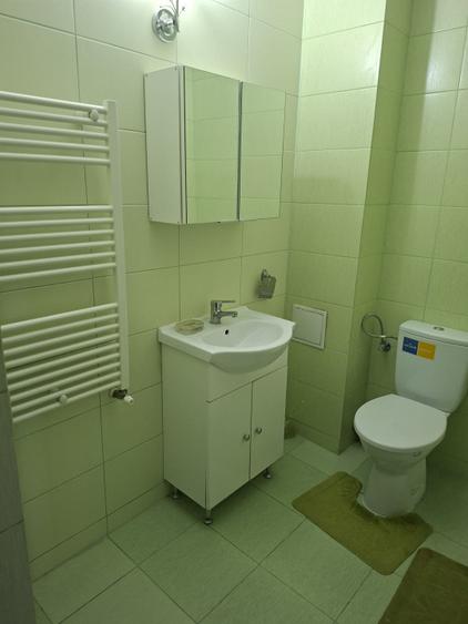 Garsonieră decomandată 41 mp, balcon spatios 7 mp, Brazdă